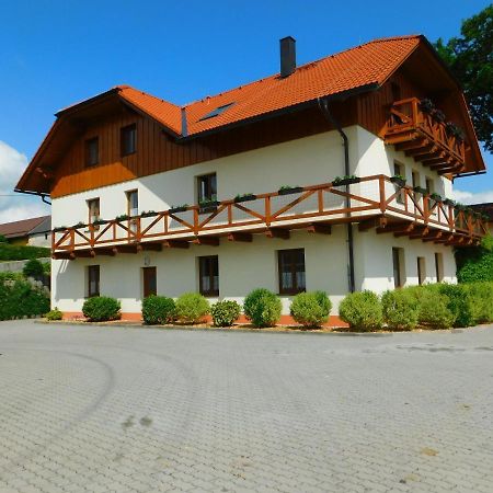 Apartmany U Srdce Vltavy Horní Planá Exteriör bild