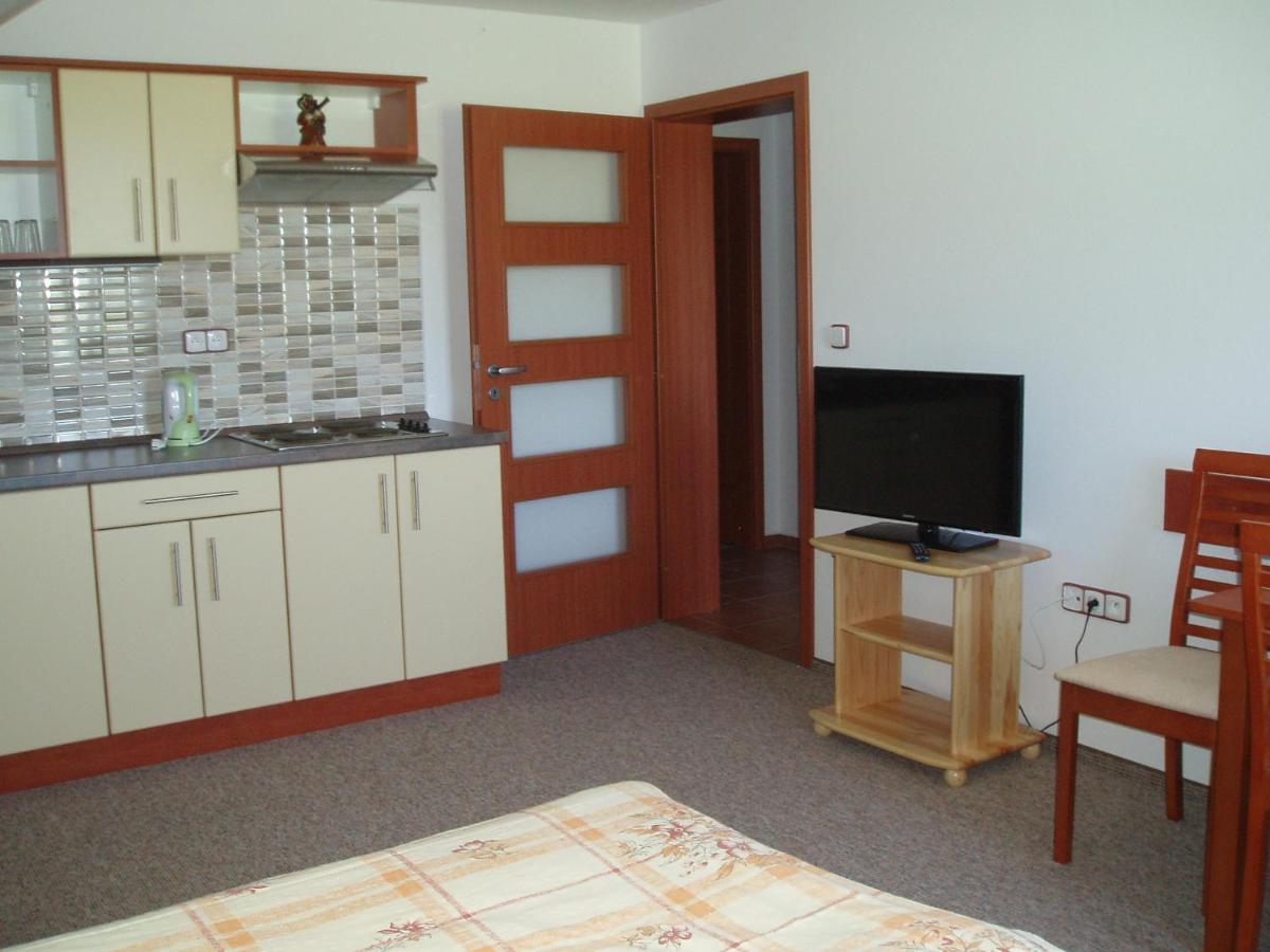 Apartmany U Srdce Vltavy Horní Planá Exteriör bild