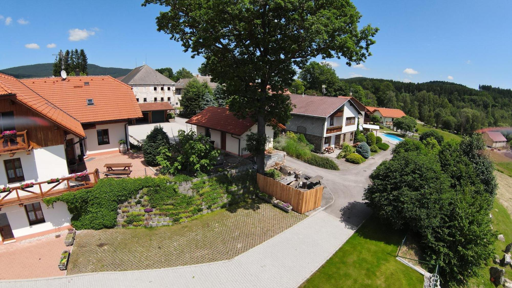Apartmany U Srdce Vltavy Horní Planá Exteriör bild
