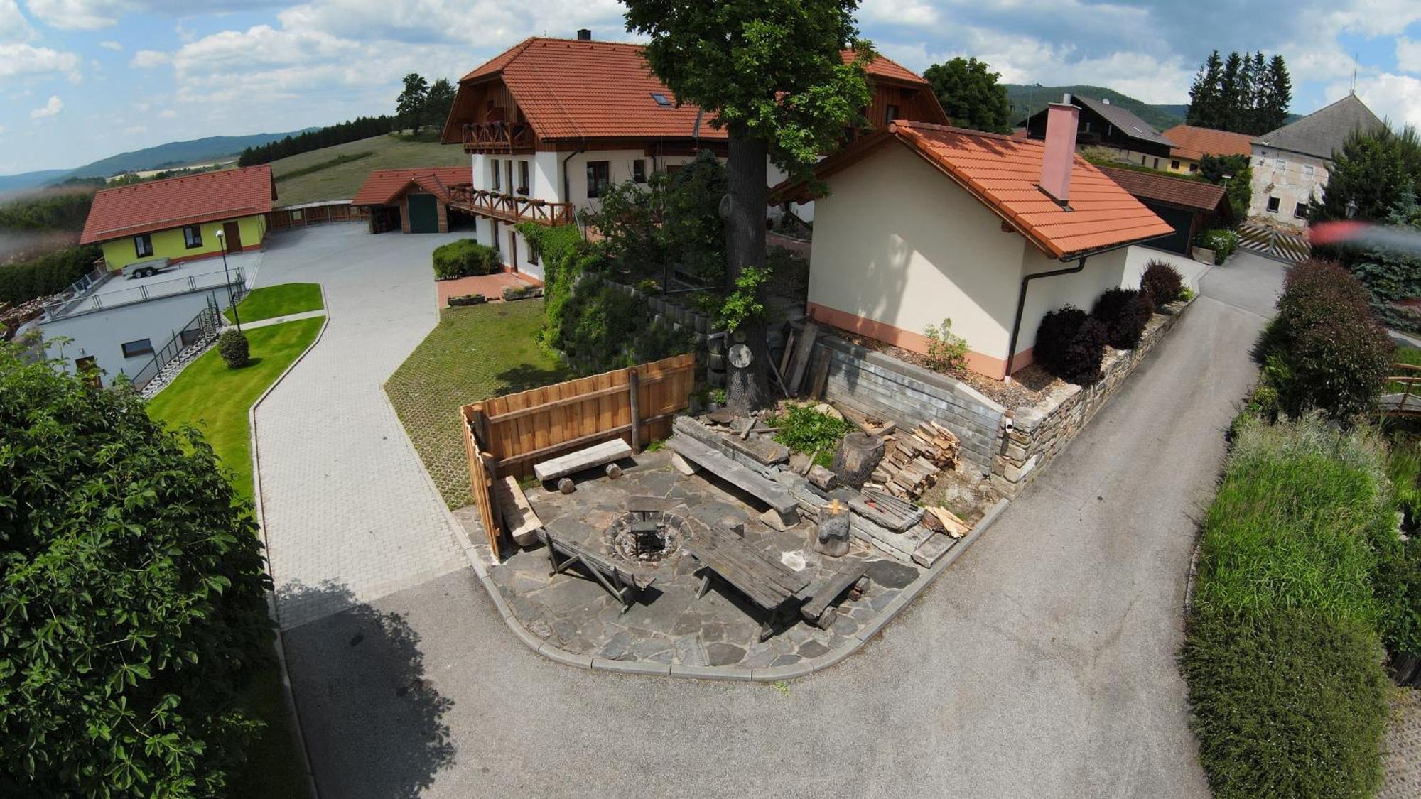 Apartmany U Srdce Vltavy Horní Planá Exteriör bild